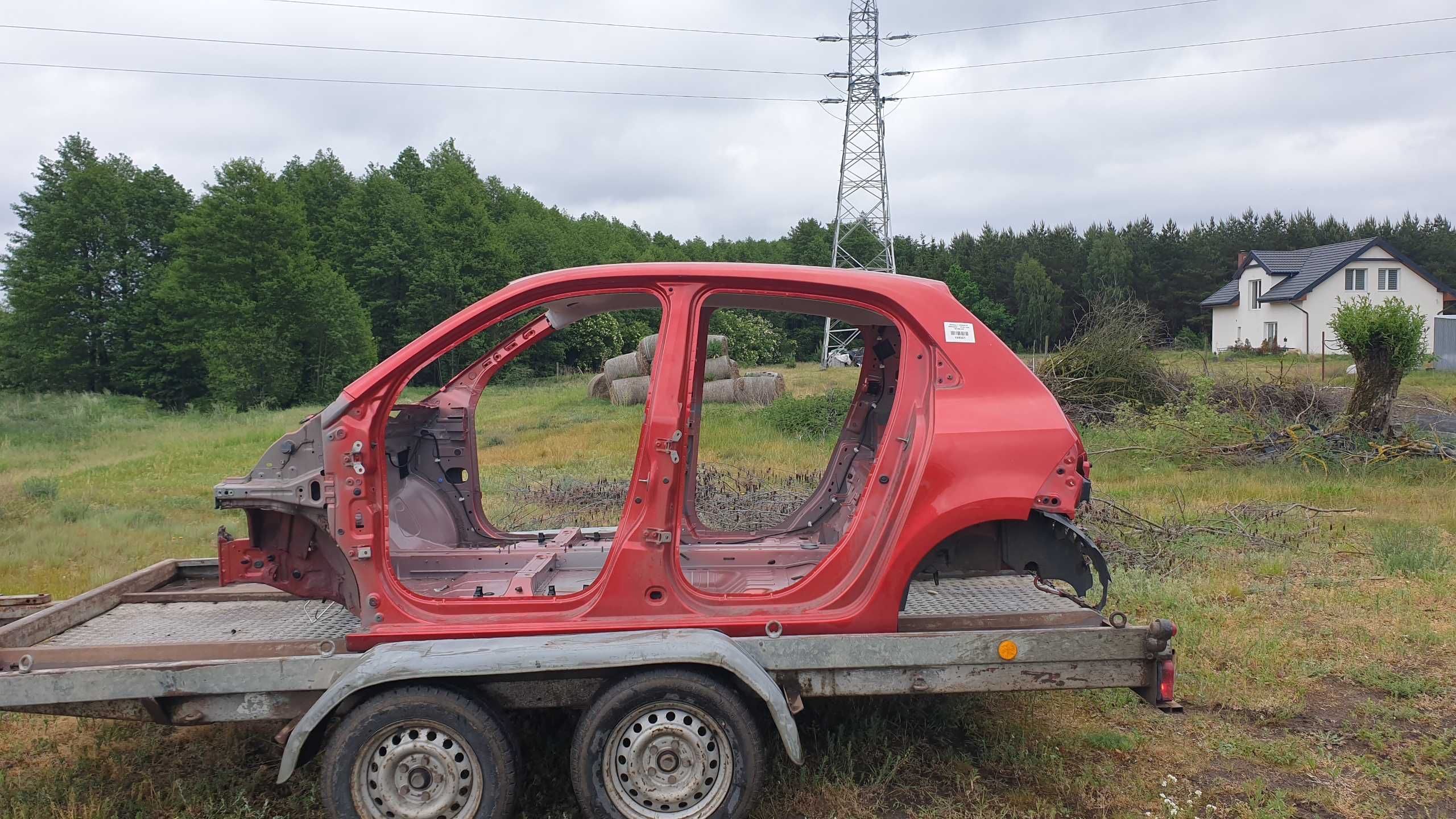 Renault Twingo III 3 lewy próg podłużnica TENNP