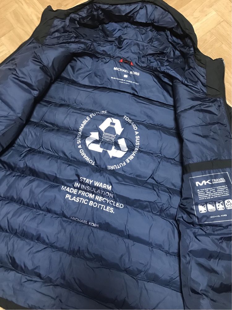 Продам чоловічий пуховик Michael KORS