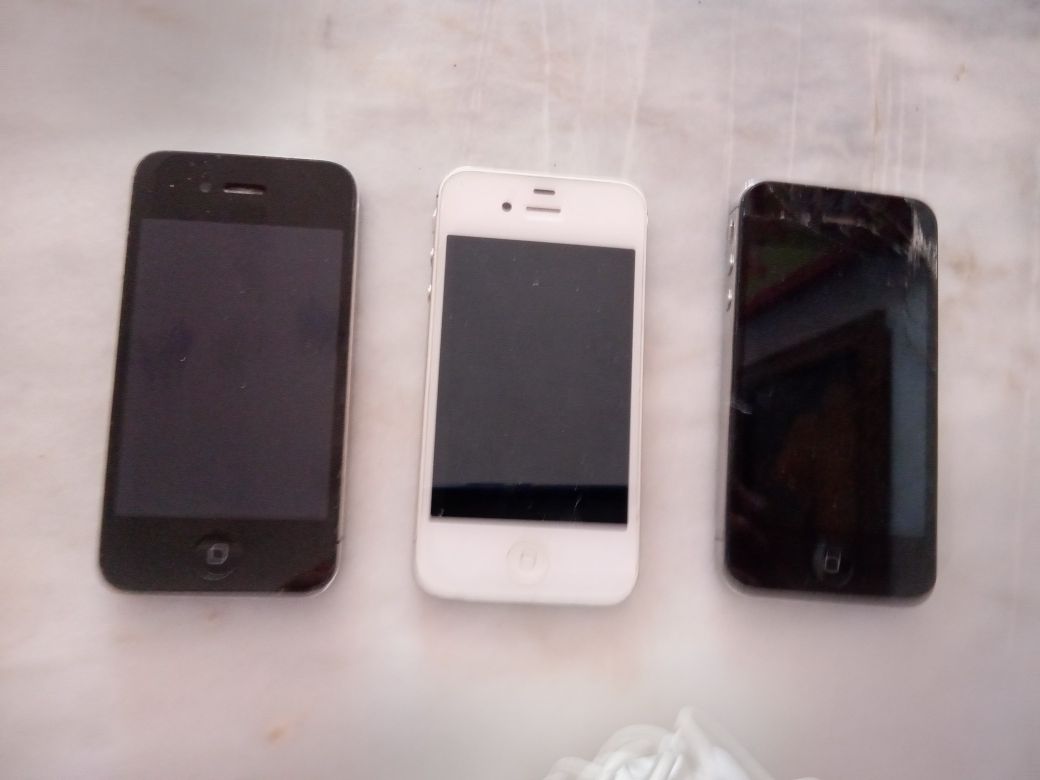 Conjunto de 3 Iphones para Reparação/Peças
