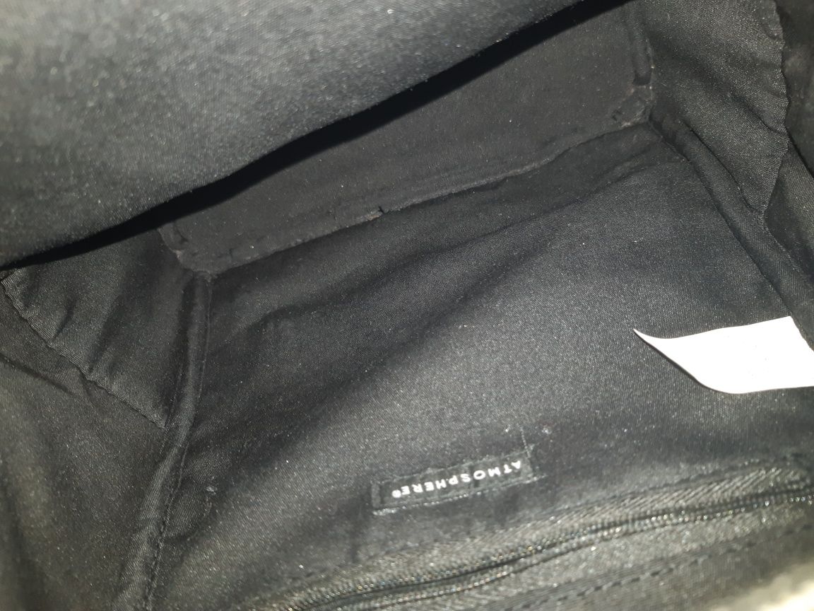 Mochila cor de rosa claro e preto