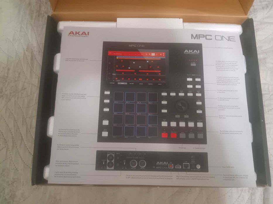 Новий akai MPC one зі США