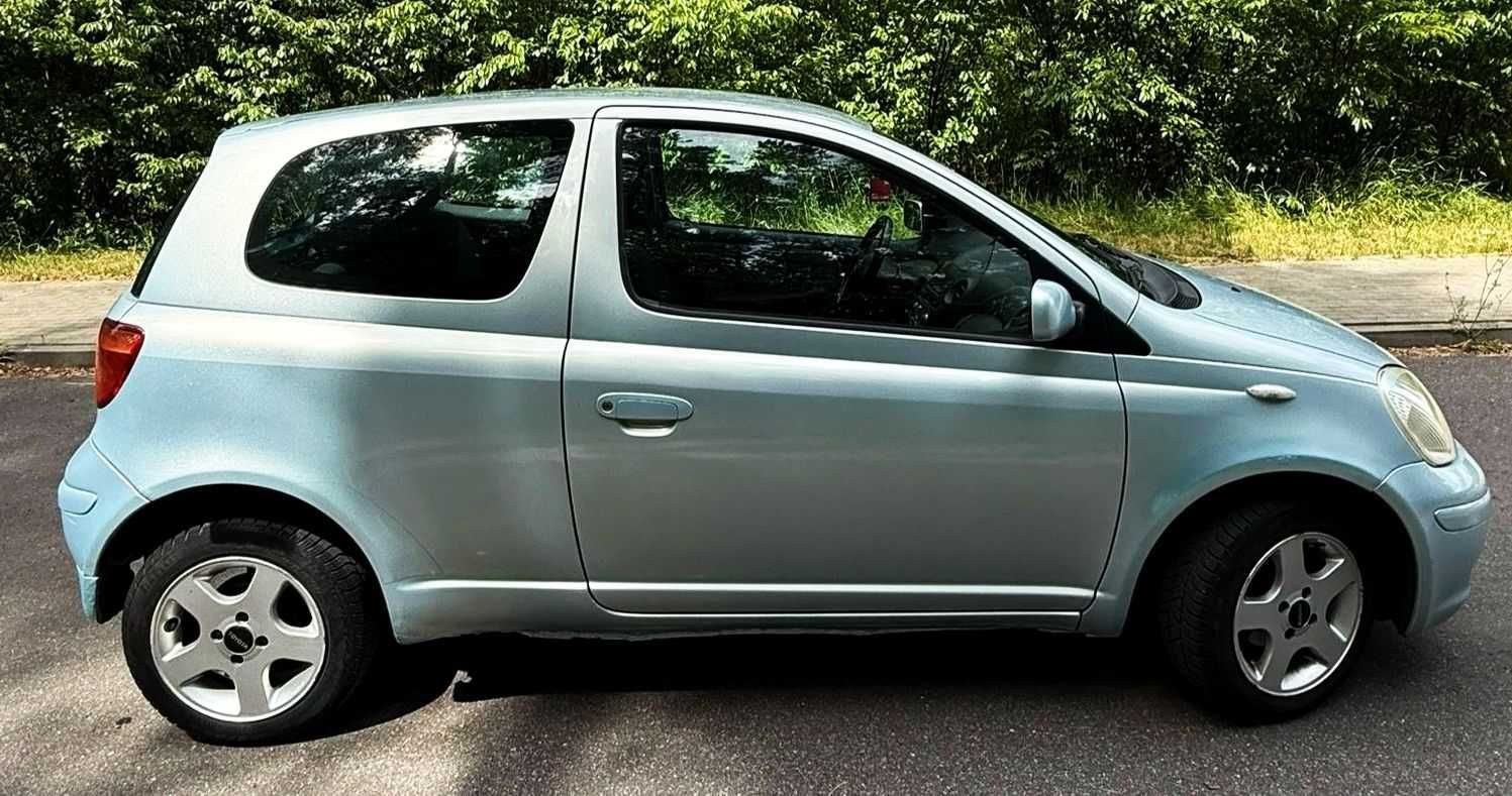 Yaris 2003 1.3 ben elektryka sprawny jeżdżący rozrząd na łańcuchu