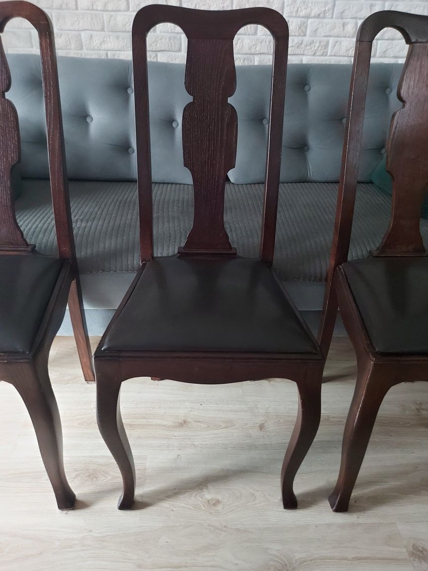 Krzesła drewniane okres międzywojenny po renowacji 6 szt