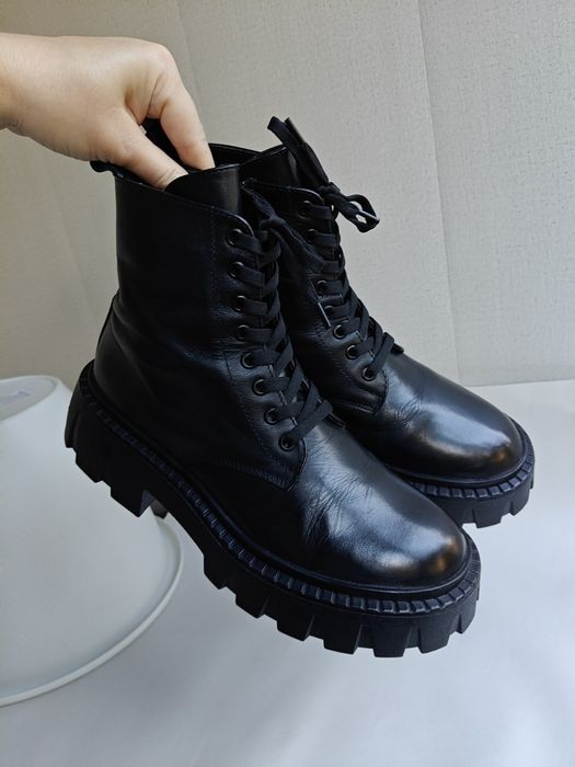 Шкіряні ботінки жіночі 39 розмір