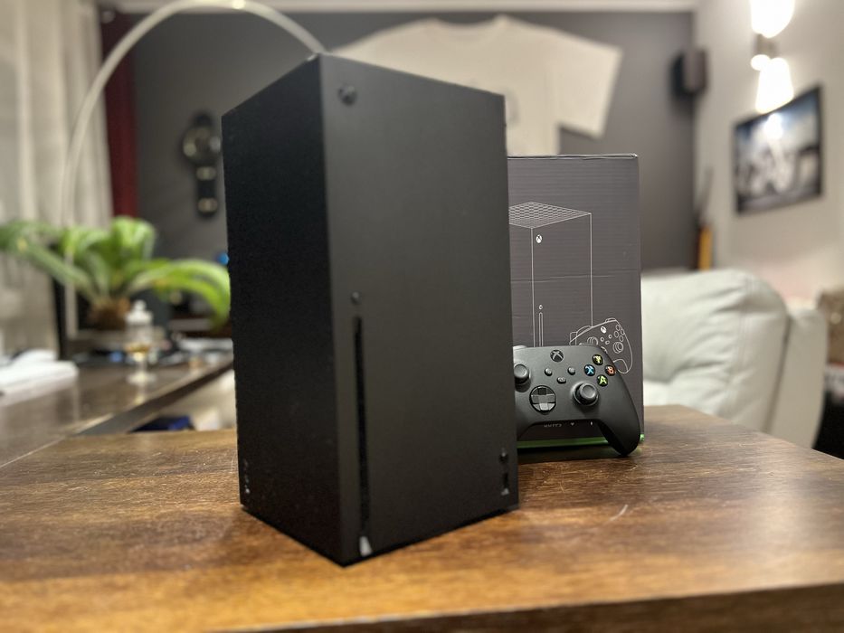 XBOX SERIES X 1Tb na gwarancji - Jak nowa konsola