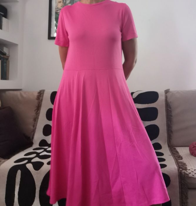 ZARA różowa rozkloszowana sukienka