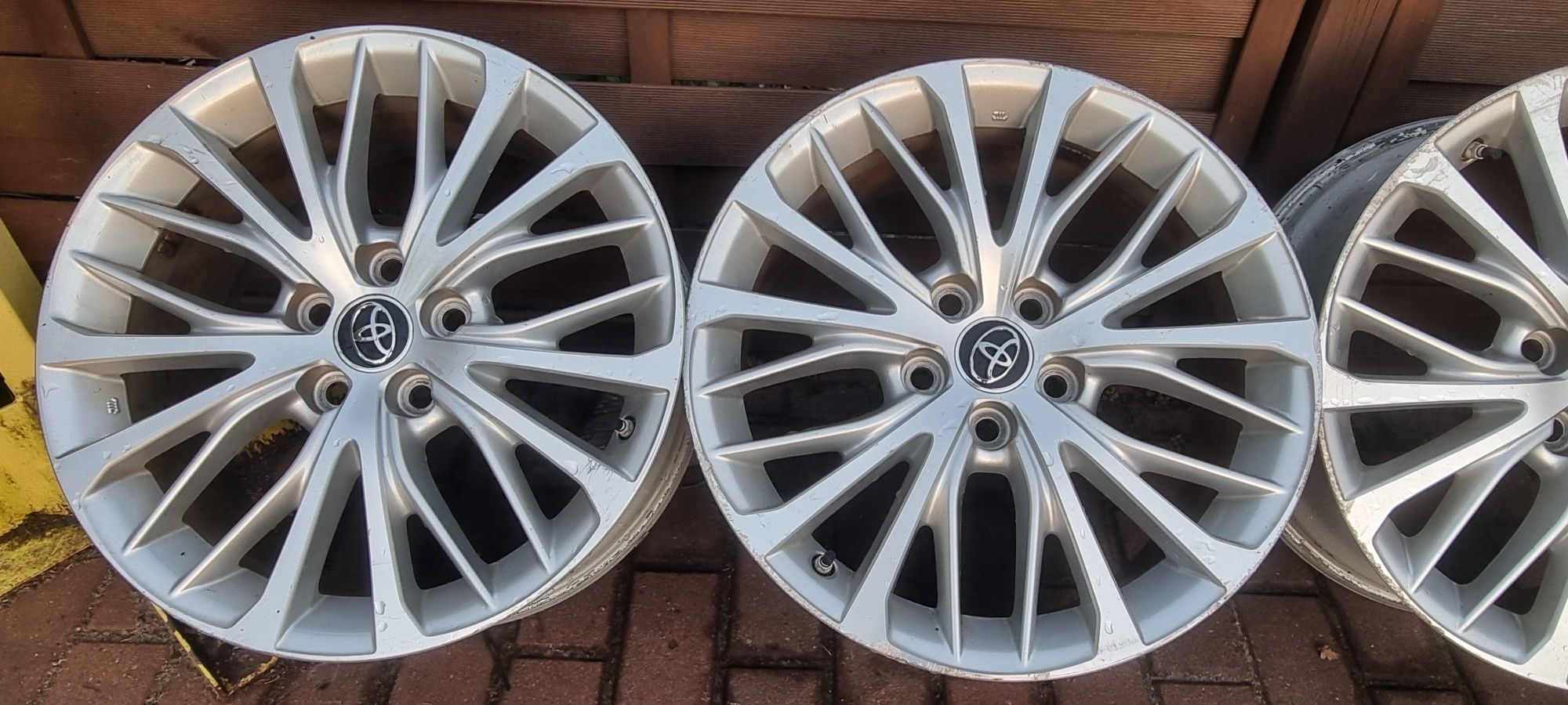 Felgi 5x114,3x18 toyota oryginalne