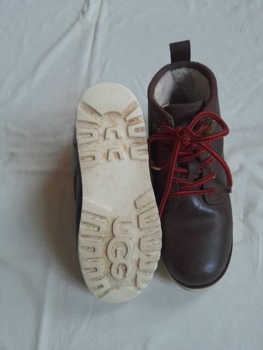 buty   ocieplane ugg  dla chłopca rozm 32 super