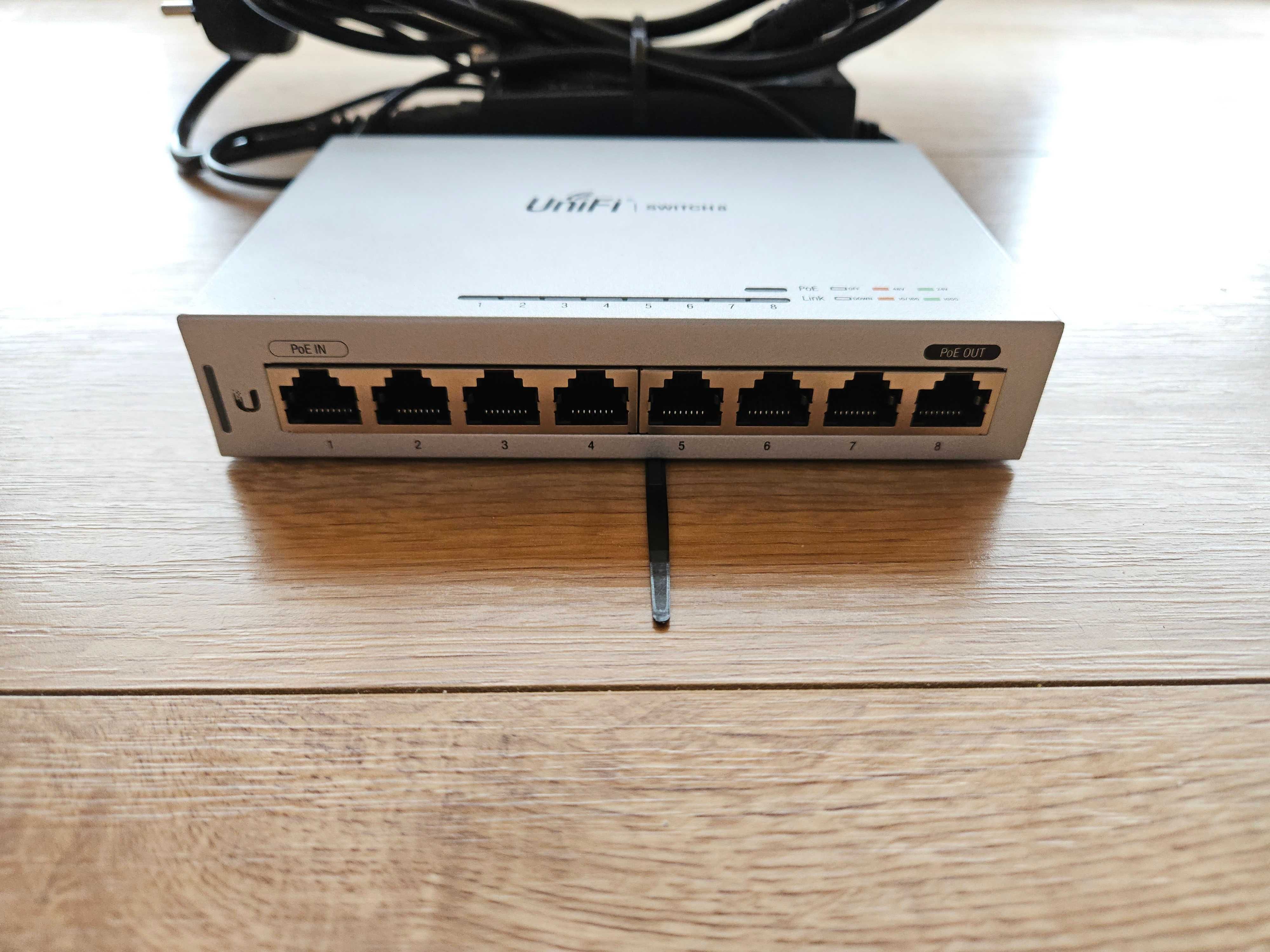 UniFi switch 8 PoE OUT x 1 - Ubiquity networks
