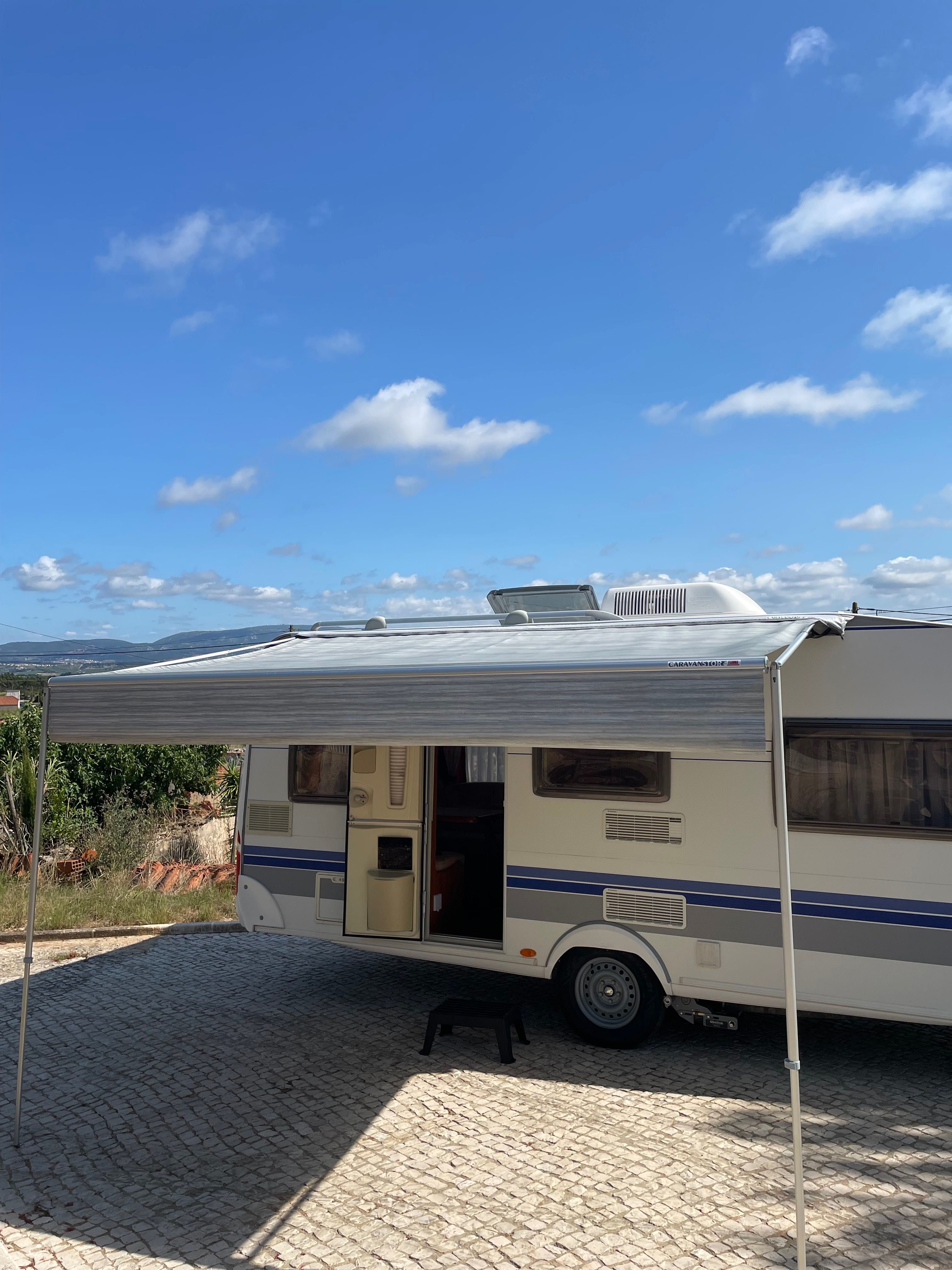 Caravana Hobby Prestige 2011