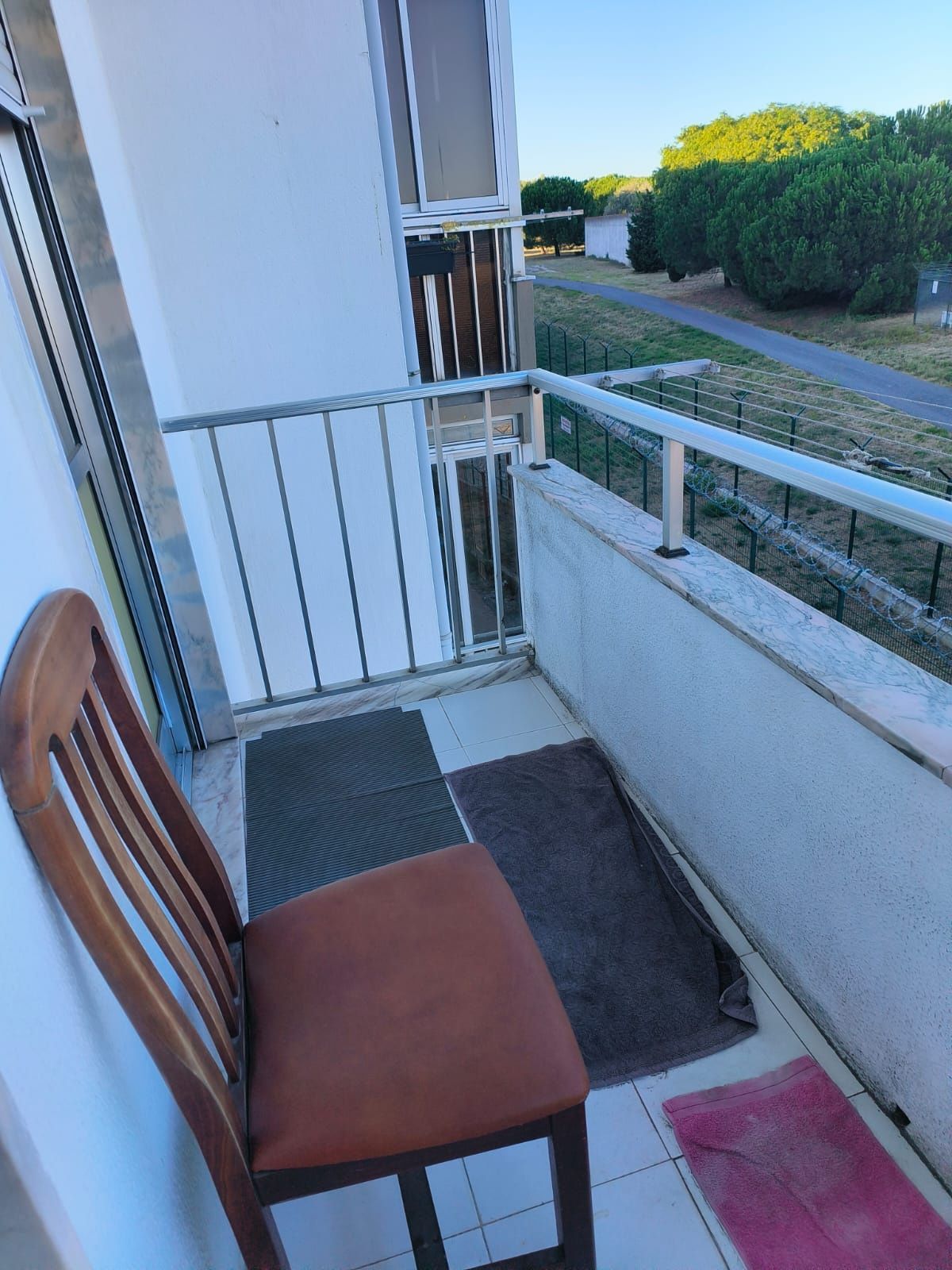Vendo apartamento t4 em camarate