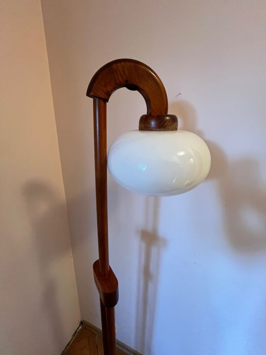 Lampa stojąca podlogowa