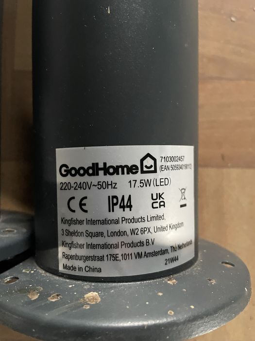 Lampa ogrodowa stojąca