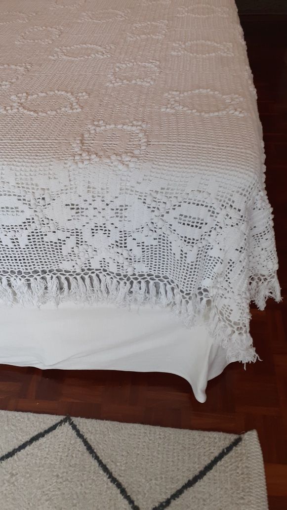 Colcha croché 2,20 x 2 m algodão branca