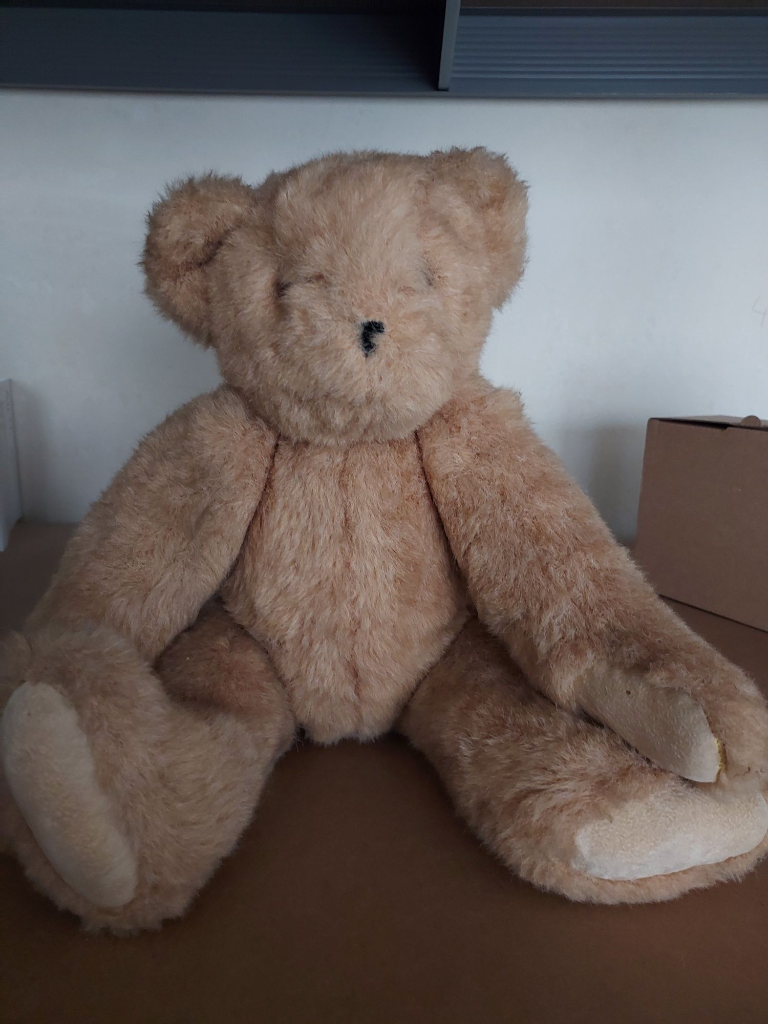 Stary miś maskotka Vermont Teddy Bear