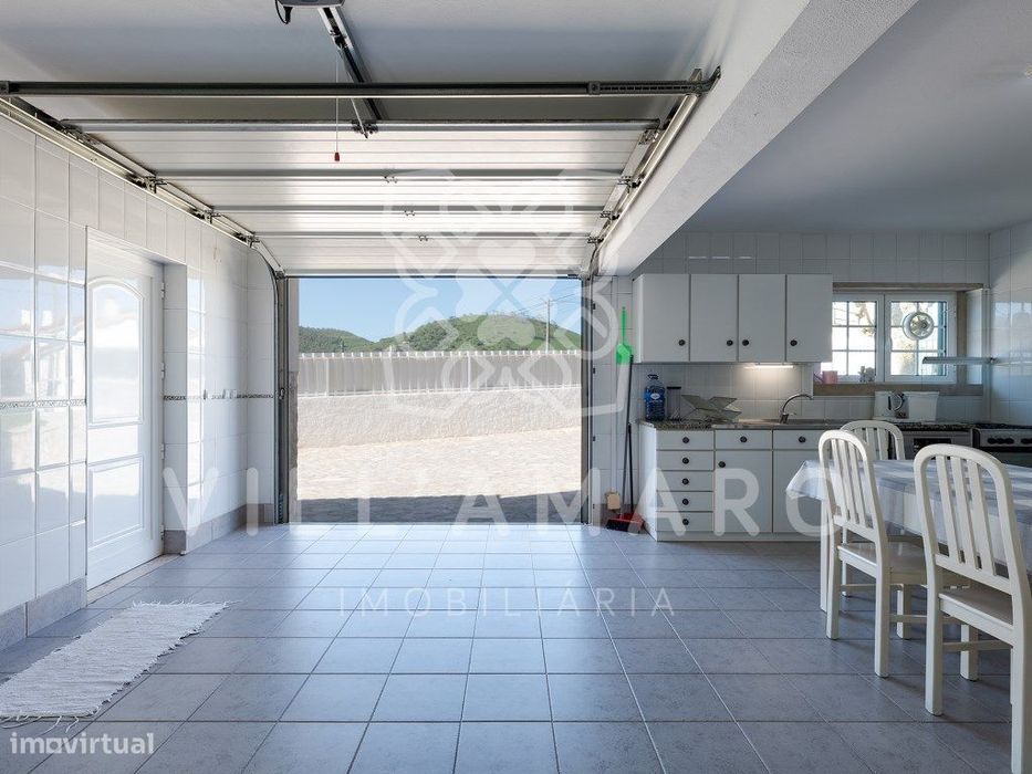 Moradia isolada, T4, em urbanização de prestígio, Venda do Pinheiro