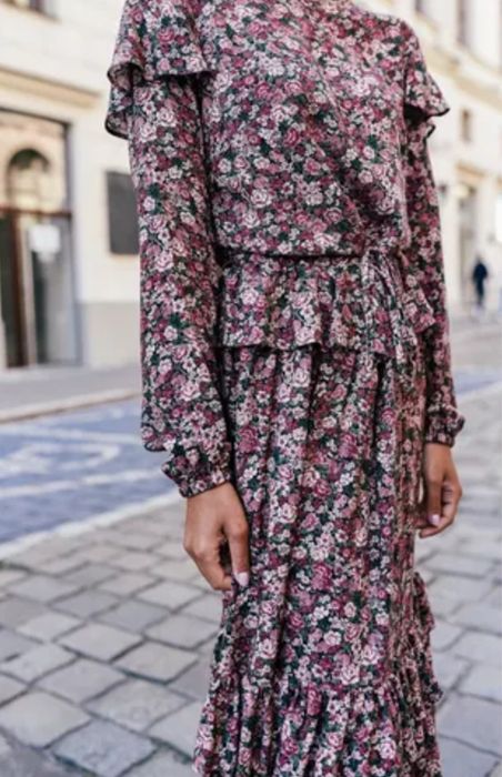 Sukienka falbanki long flowers laurella m 38