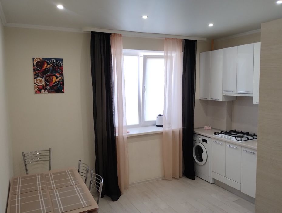 2 кімн кв Університетська 2ф ЖК Карат р-н Центрального парку