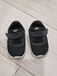 Buty NIKE TANJUN rozmiar 18,5