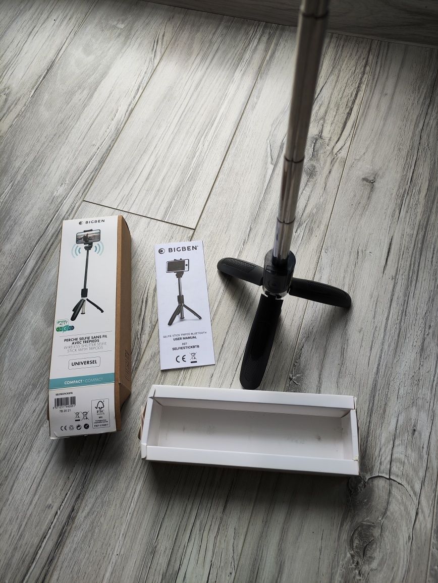 BigBen Bluetooth Selfie Stick Tripod