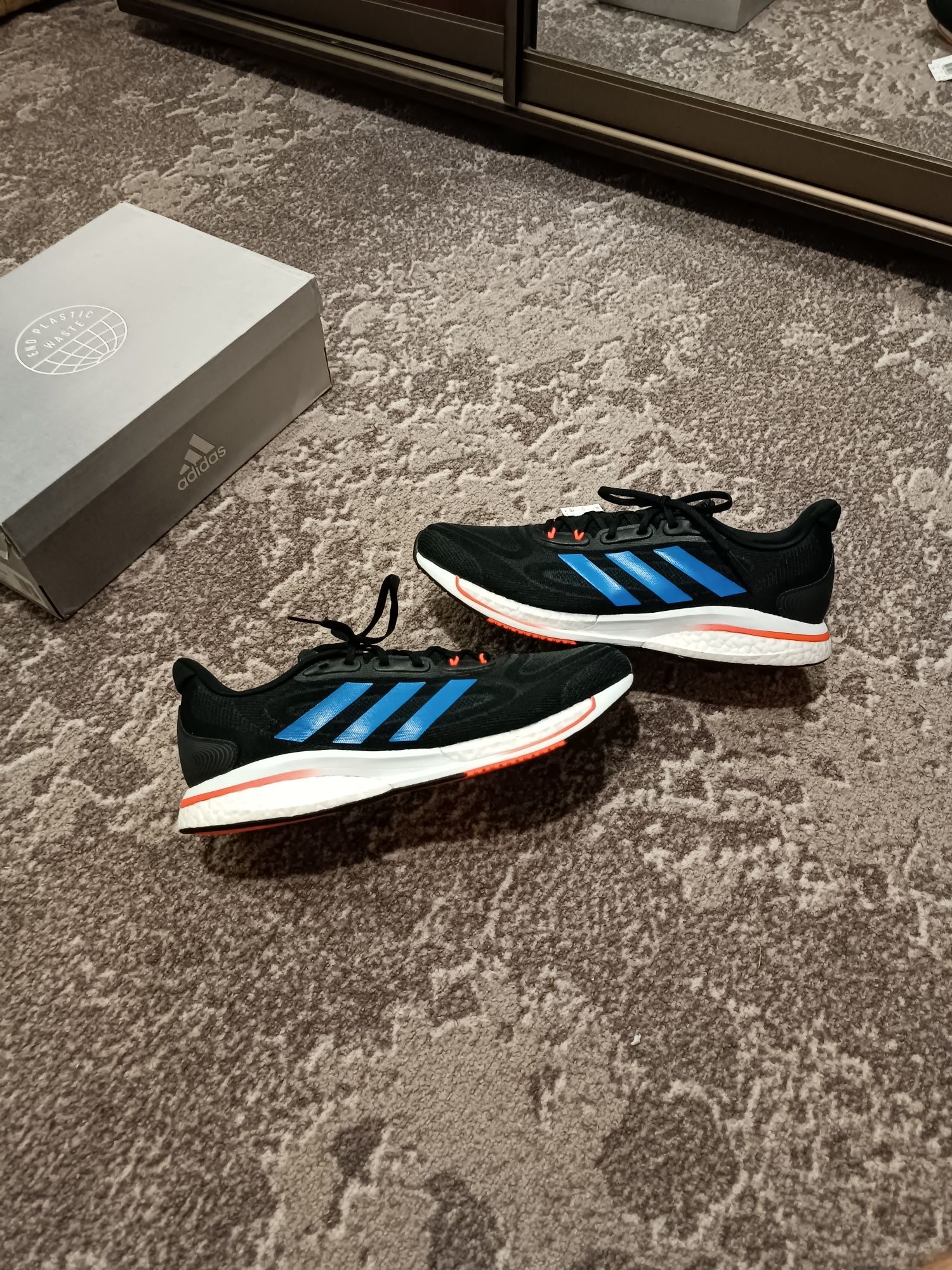 Кроссовки Adidas Supernova + 

Размер 46.5/30 см

Новая пара с этикетк