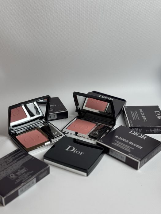 Румяна Dior Rouge Blush компактні рум'яна 601