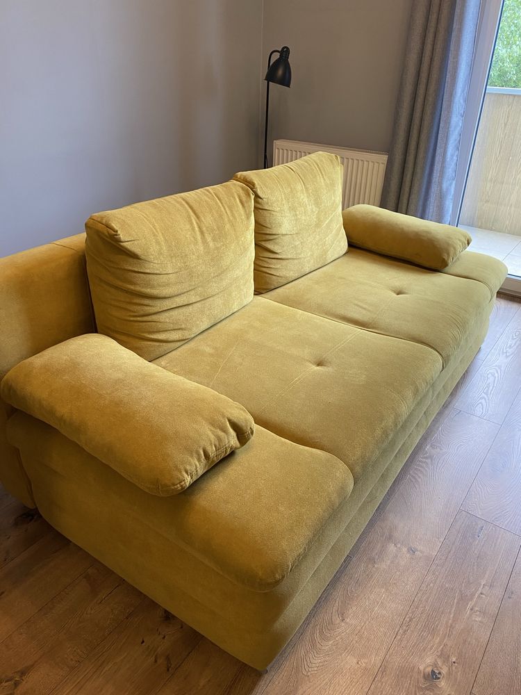 Kanapa sofa rozkładana z pojemnikiem na pościel