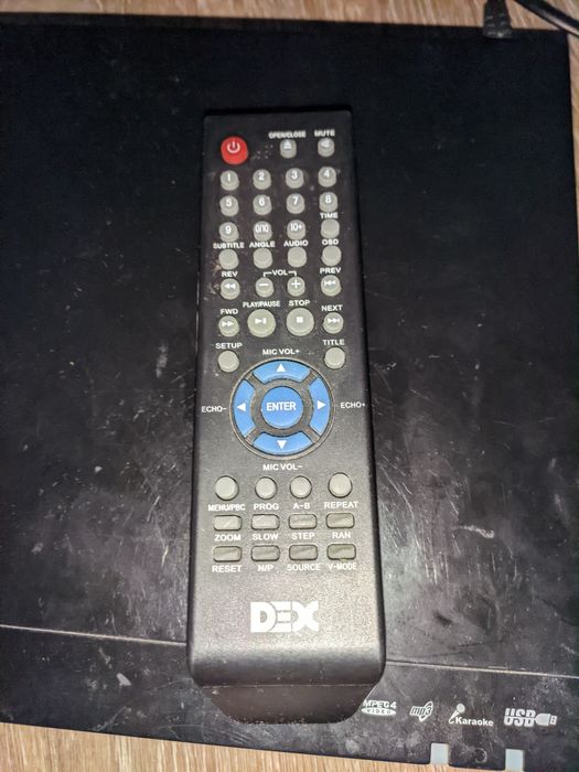 Продам DVD плеер DEX DVP-181.