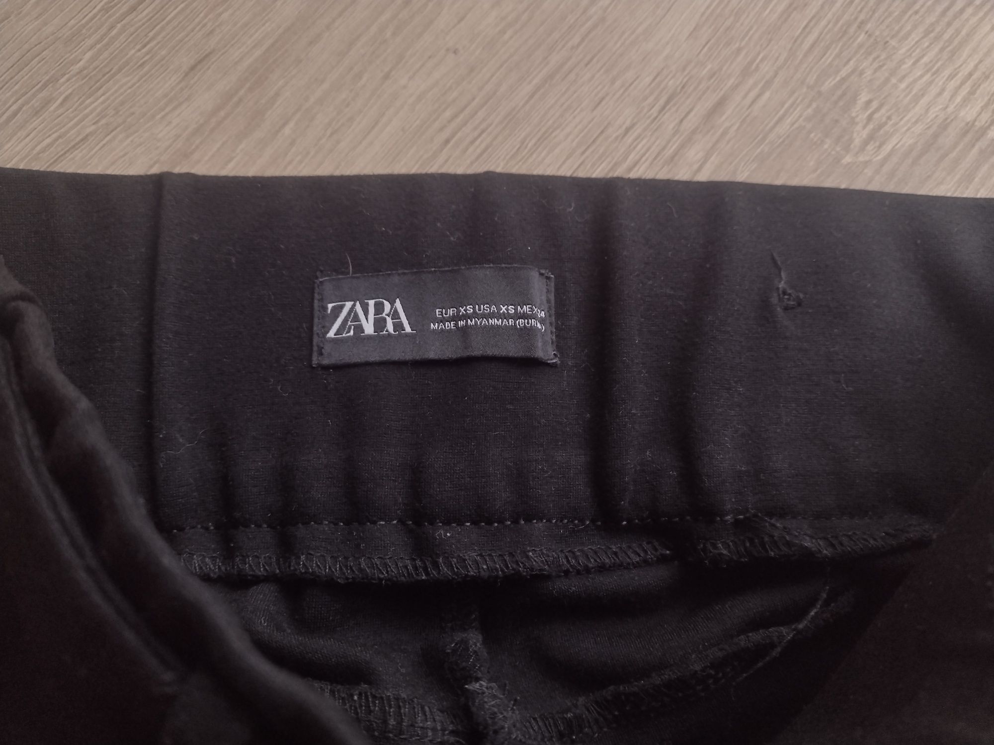 Spodnie damskie eleganckie Zara r XS