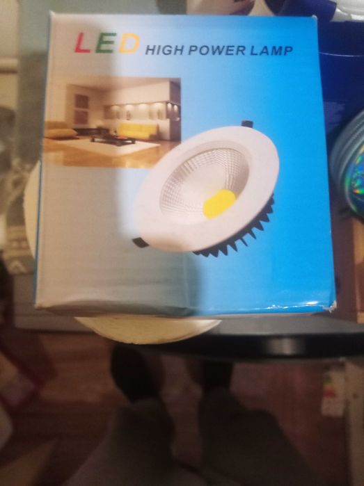 Lampy pod szafki