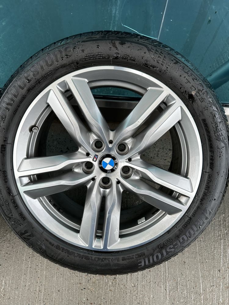 Оригінальні диски BMW M Perfomance R18/Шини Bridgestone 225/50
