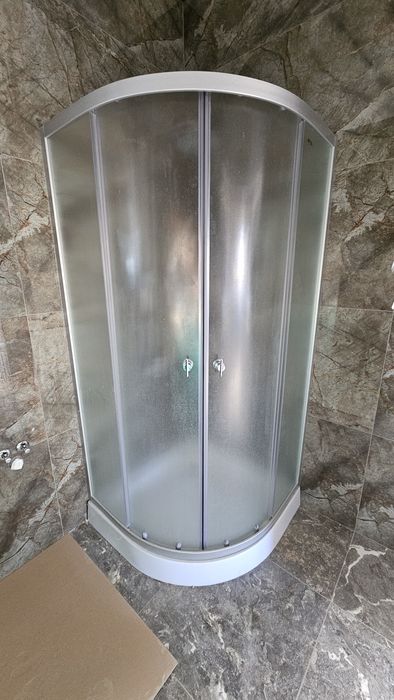 Продається душова кабіна стан майже новий