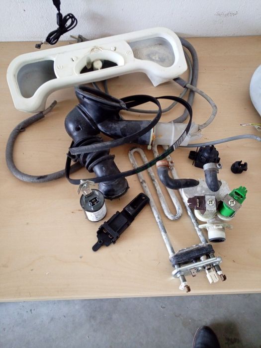 Pralka elektrolux EWT 10420 W na części