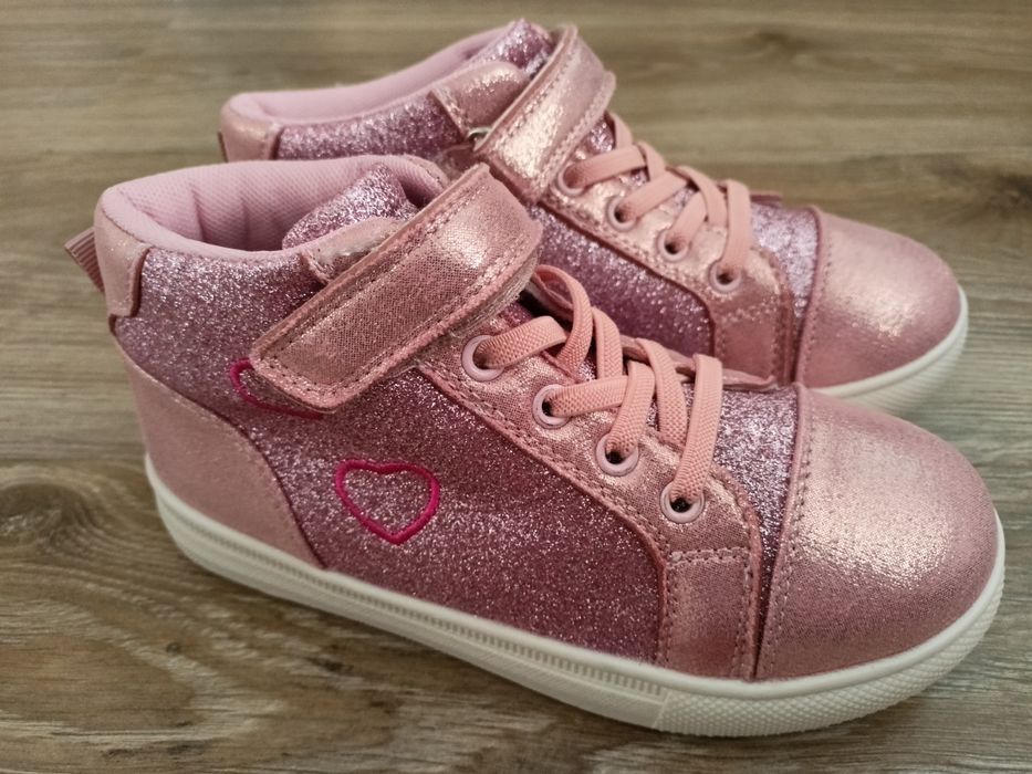Nowe buty za kostkę idealne na jesień