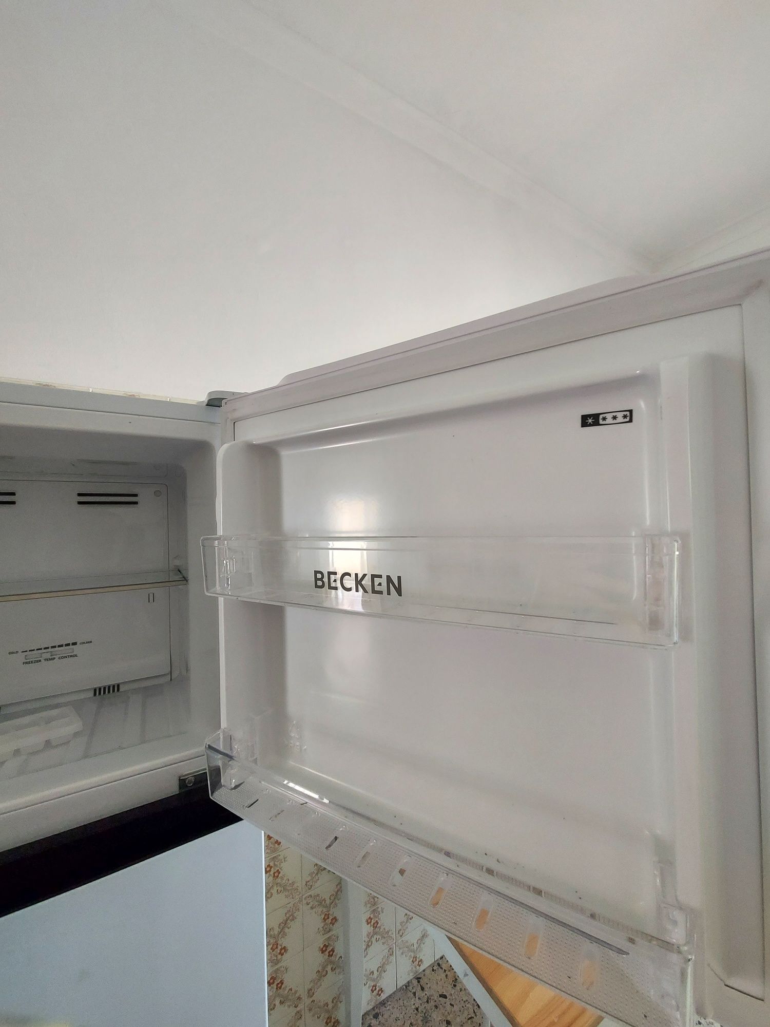 Frigorífico Becken