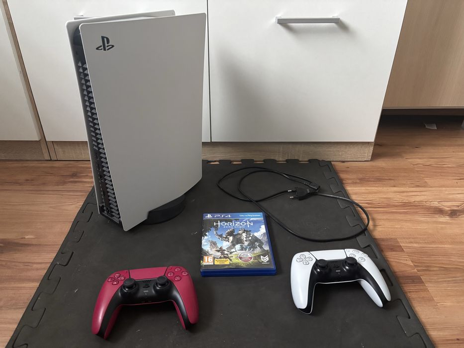 Ps5 z 2 padami + Horizon Zero Dawn