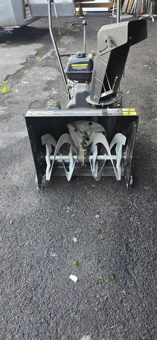 Odśnieżarka spalinowa z napędem NAC ZLST651Q