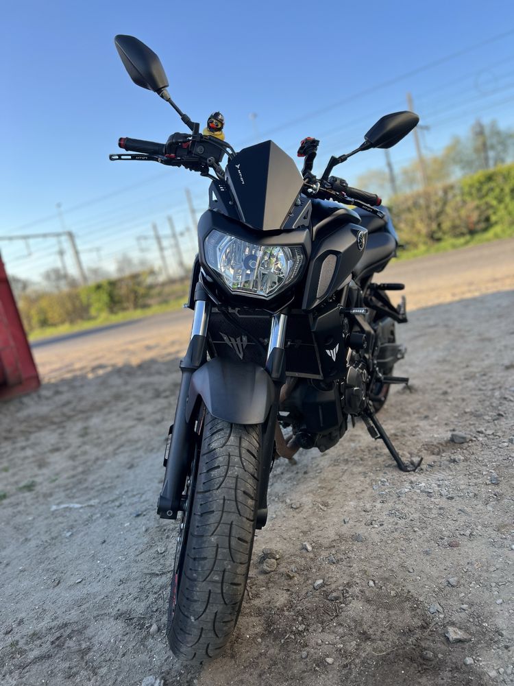 Moto MT 07 yamaha 2018