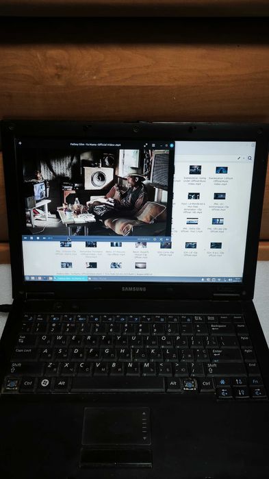 Ноутбук Samsung R18 Plus