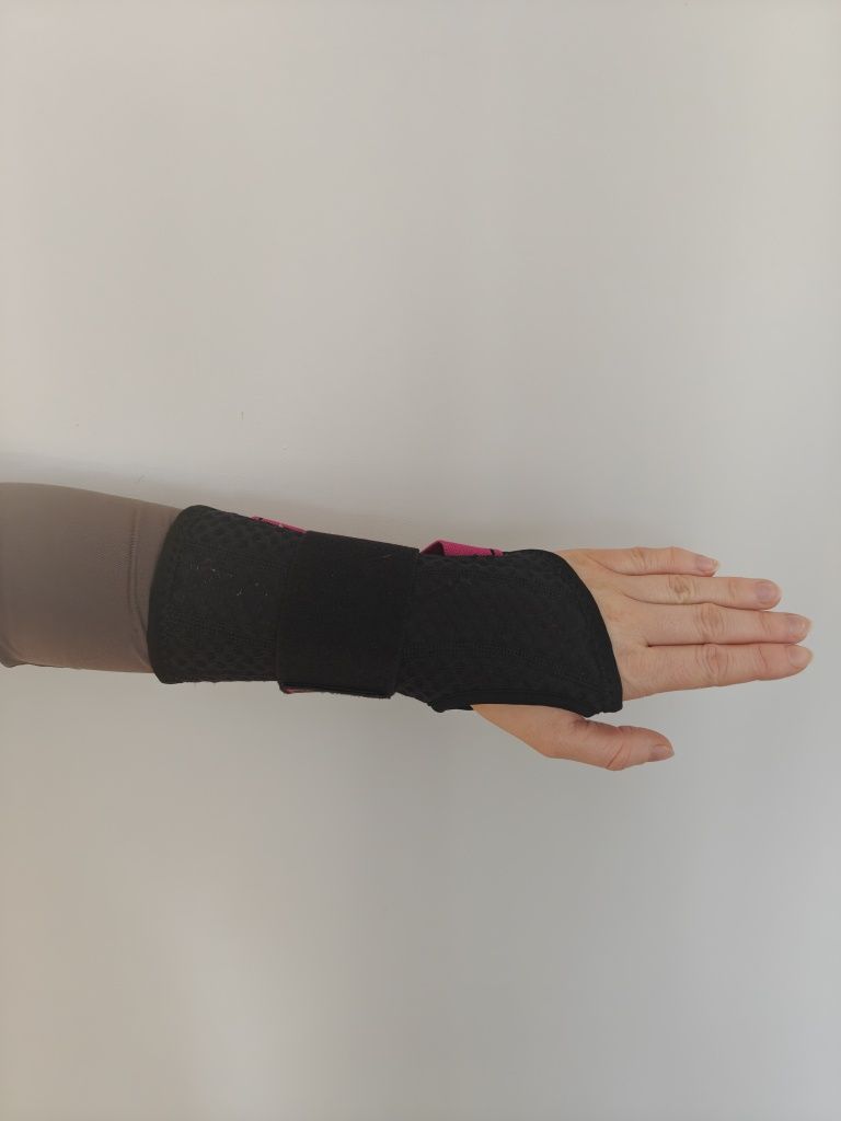 Orteza na nadgarstek lewy S/M FREETOO stabilizator