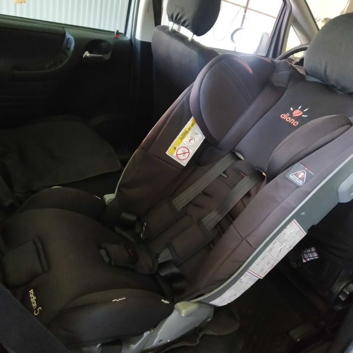 Fotelik samochodowy Diono Radian 5 (RWF)