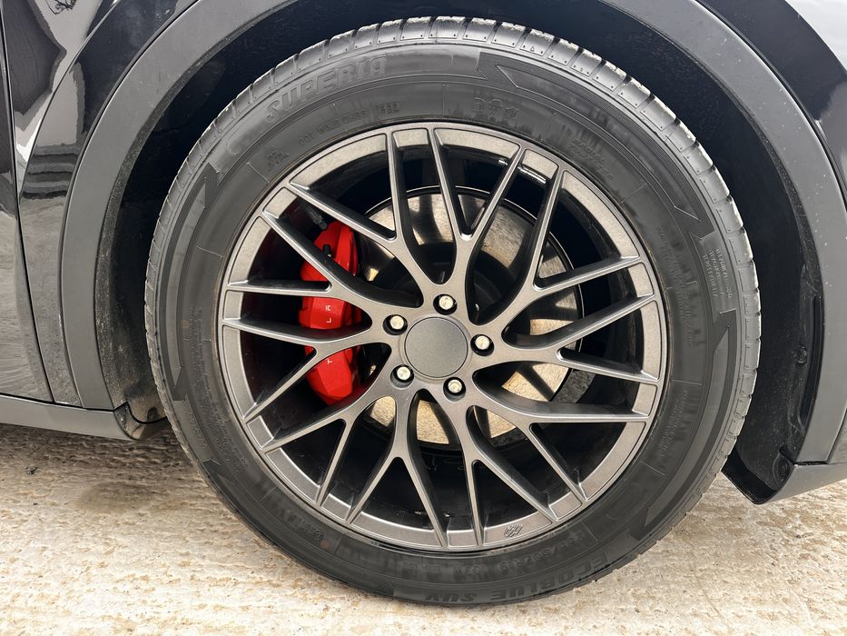 Tesla Model Y 2021год