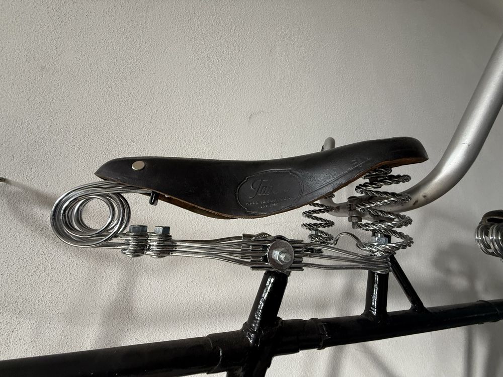 2 (Assentos) Selins de bIcicleta Pasteleira Novos