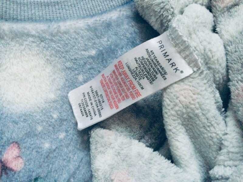 4-5 р, 110 зріст Primark пухнаста флісова піжама з Зайками і Пандочкою
