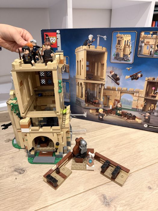 LEGO замок ГОҐВОРТС: урок польоту  HARRY POTTER 76447