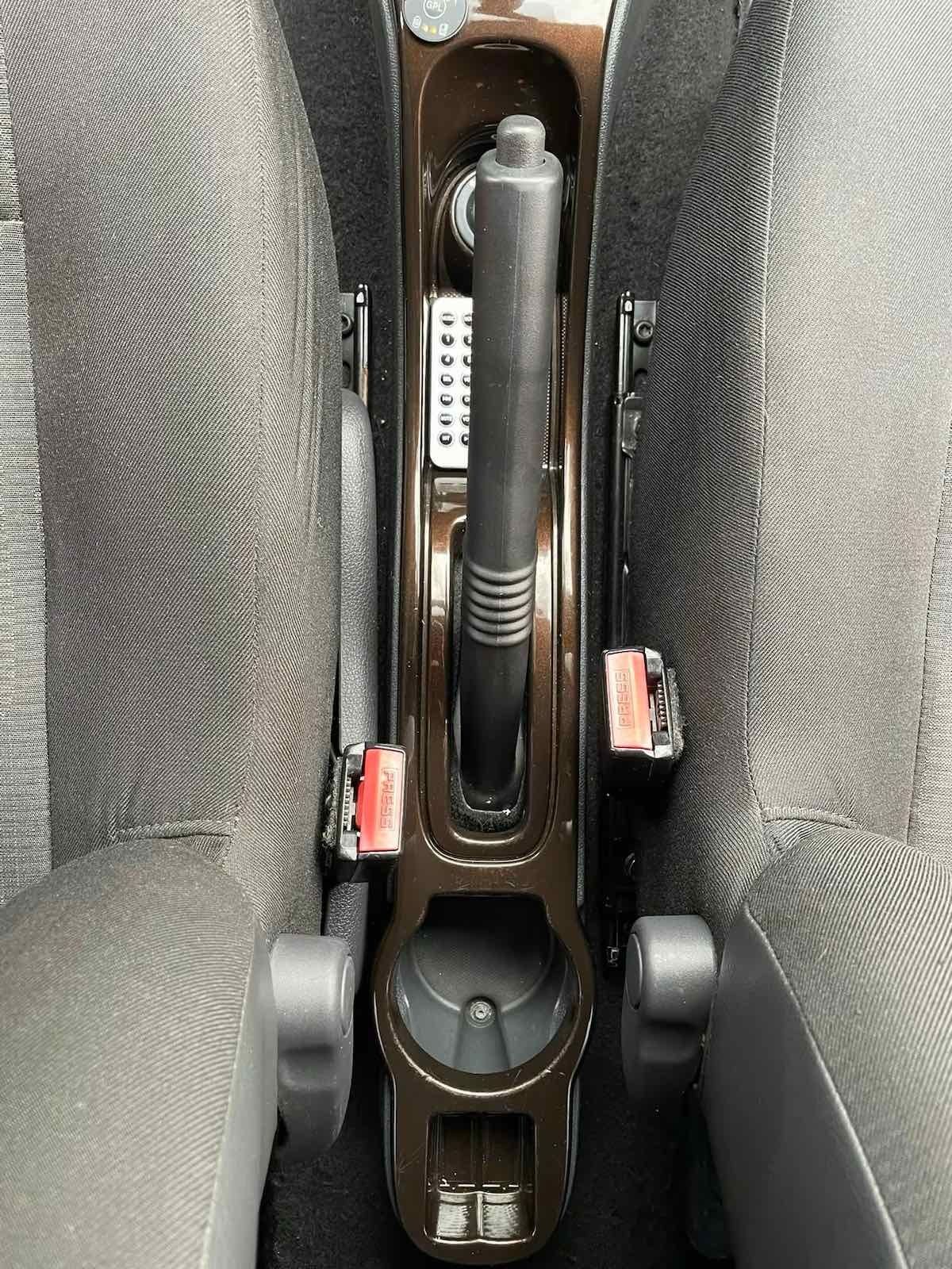 Dacia DUSTER 2012 рік газ бензин