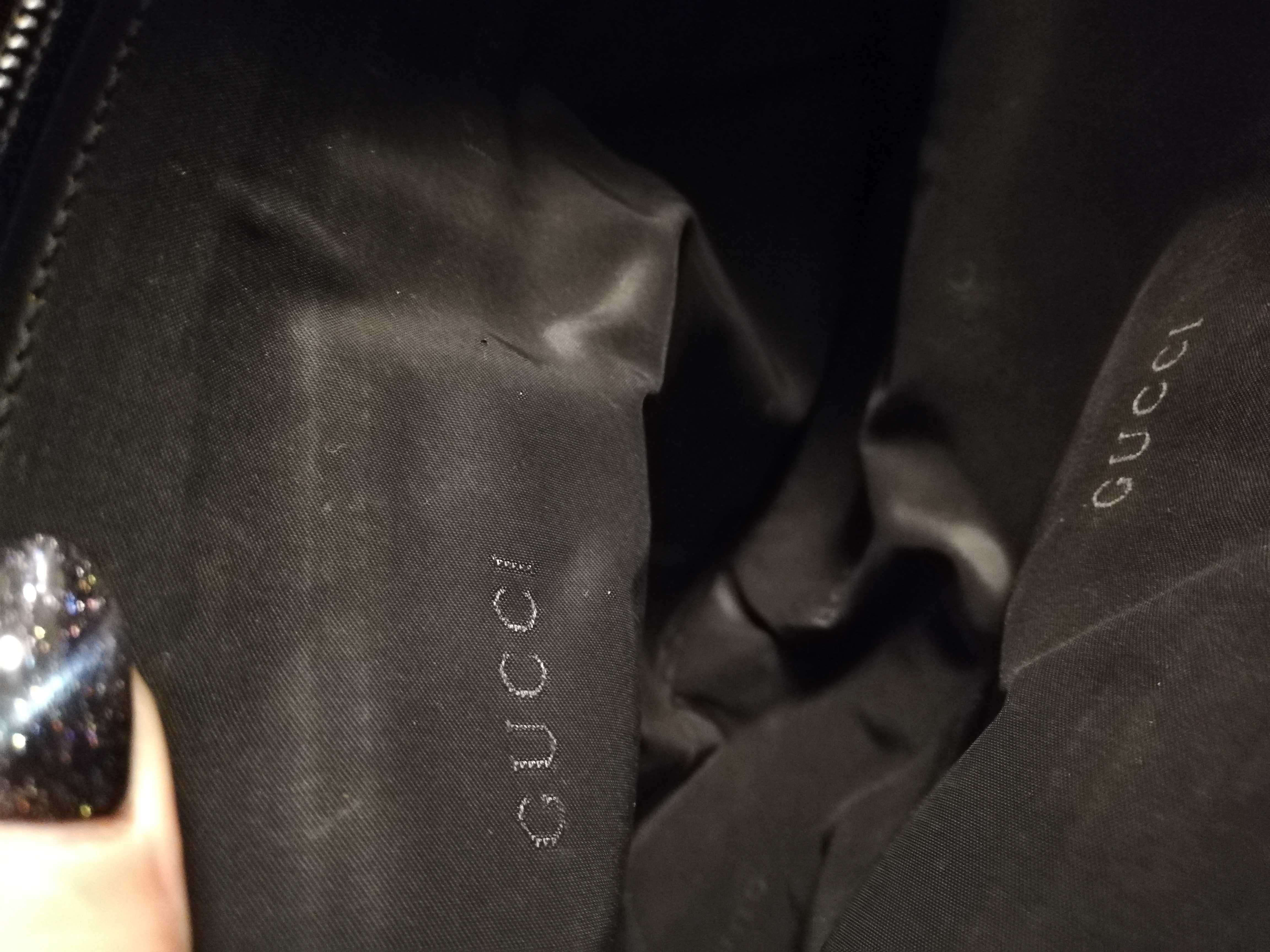 torebka gucci czarna A4