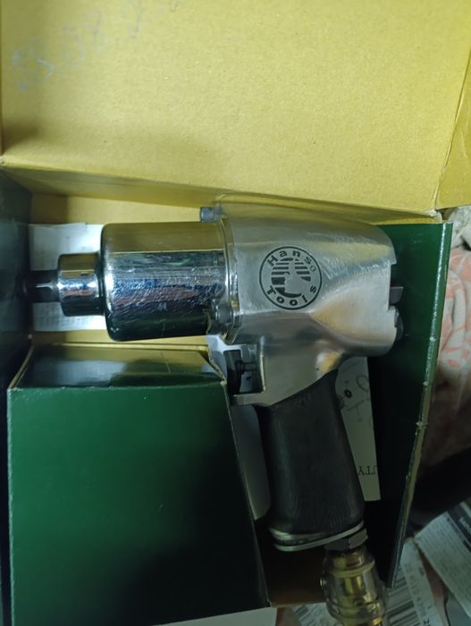 Пневмо гайковёрт HANS 84111