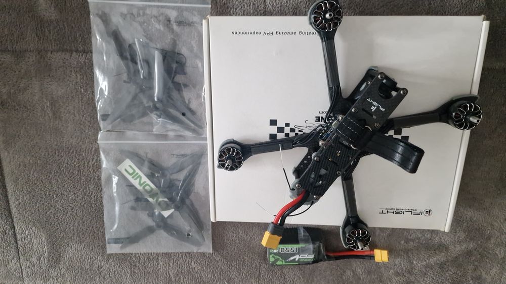 Drone fpv nagazul 5 v2 analógico