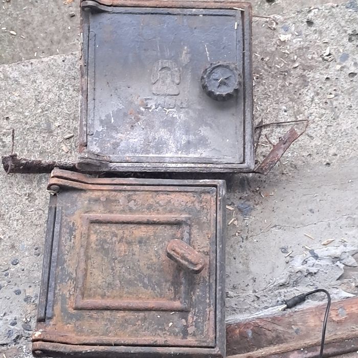 Запчастини для груби.Двері